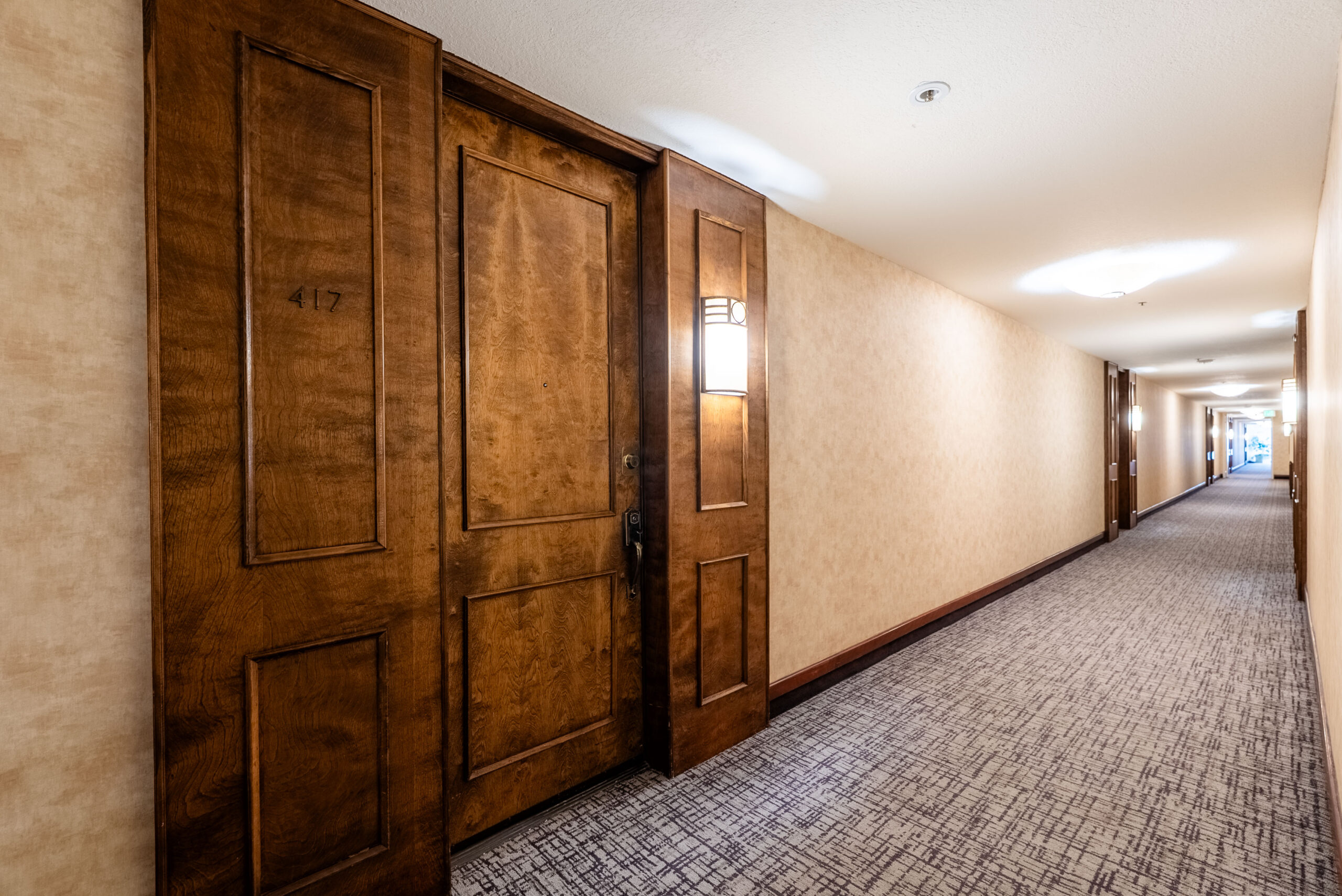 09 121 S Hope St Los Angeles_LR-21