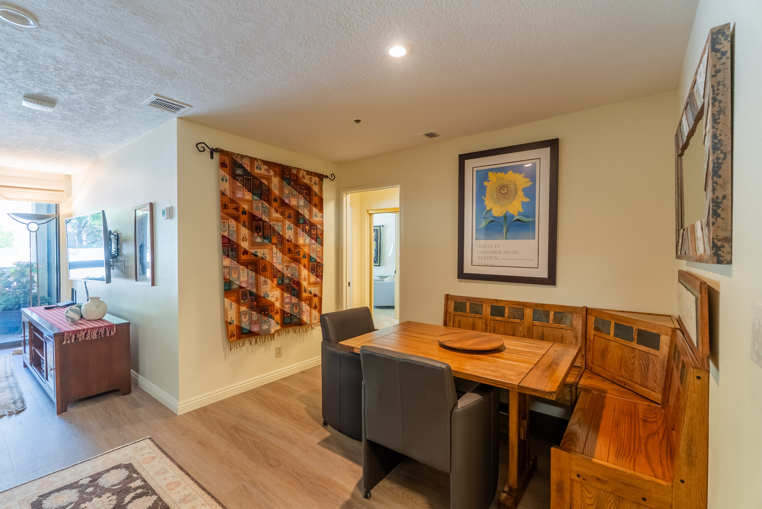 16 121 S Hope St Los Angeles_LR-30