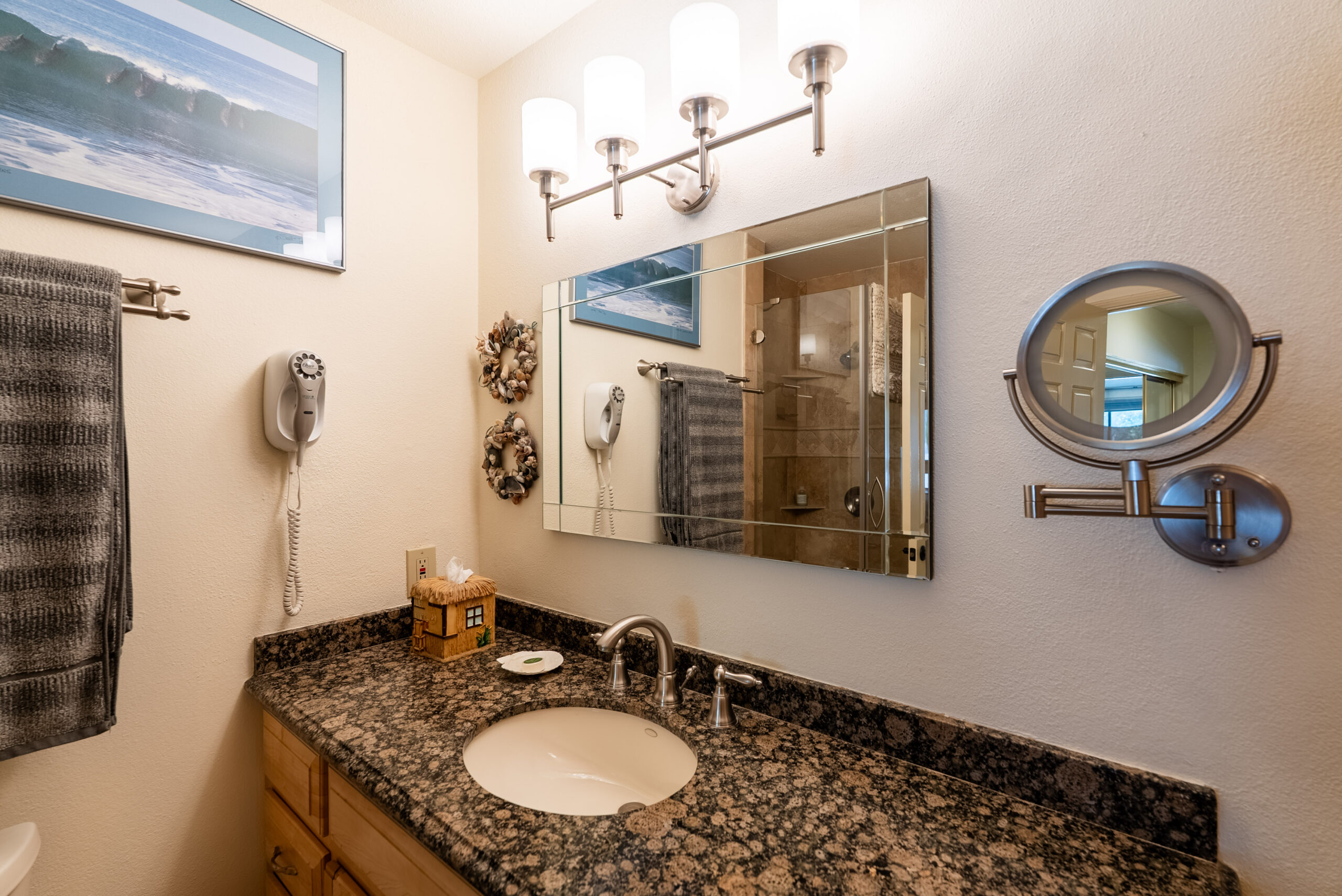 23 121 S Hope St Los Angeles_LR-37